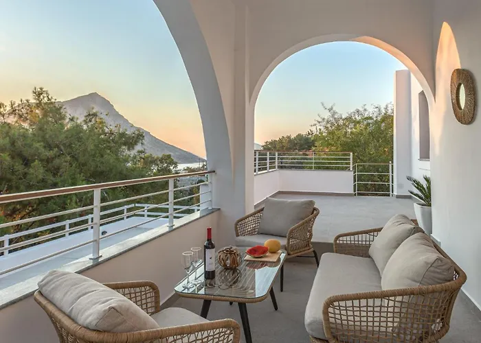 Galma Luxury Homes * Myrties