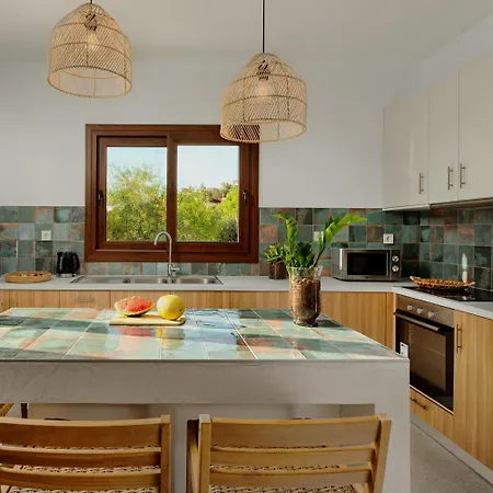 Galma Luxury Homes * Myrties